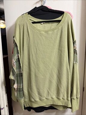 Oli & Hali Olive Green Waffle Knit Scoop Neck Sweater with Plaid Sleeve Detail